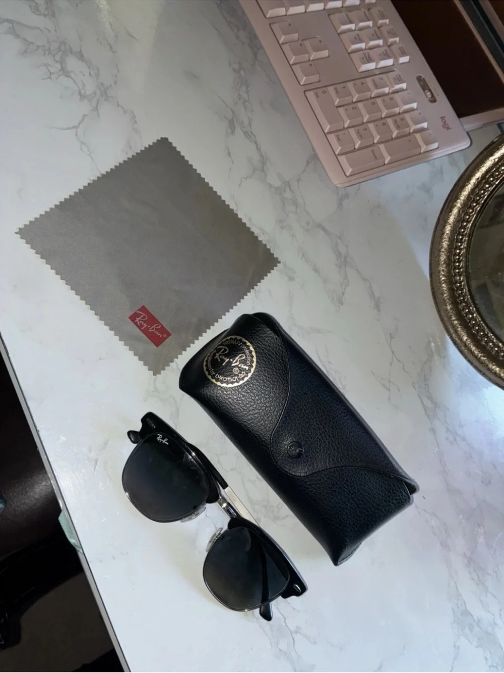 Ray-Ban Black Leather Sunglasses Case with Black Sunglasses